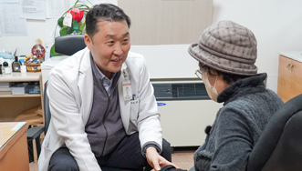 사회공헌 600번째 환자 진료 사진